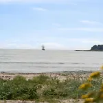Beachside For The Whole Family