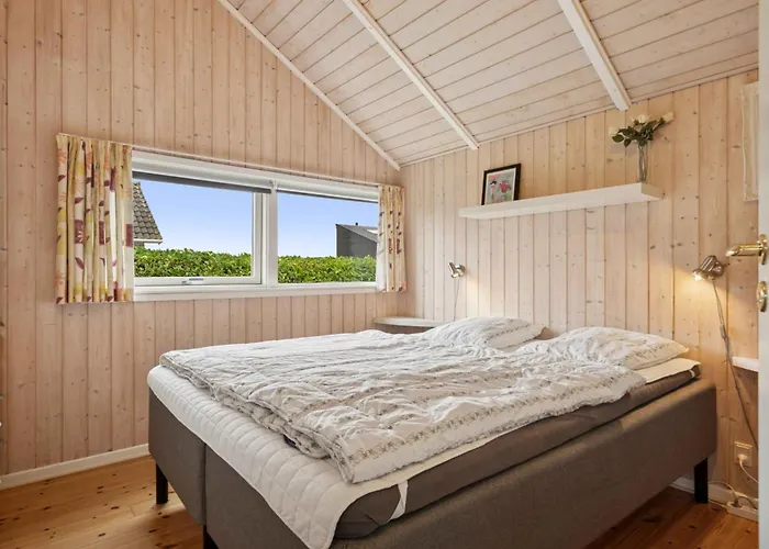 Beachside For The Whole Family Holiday home *